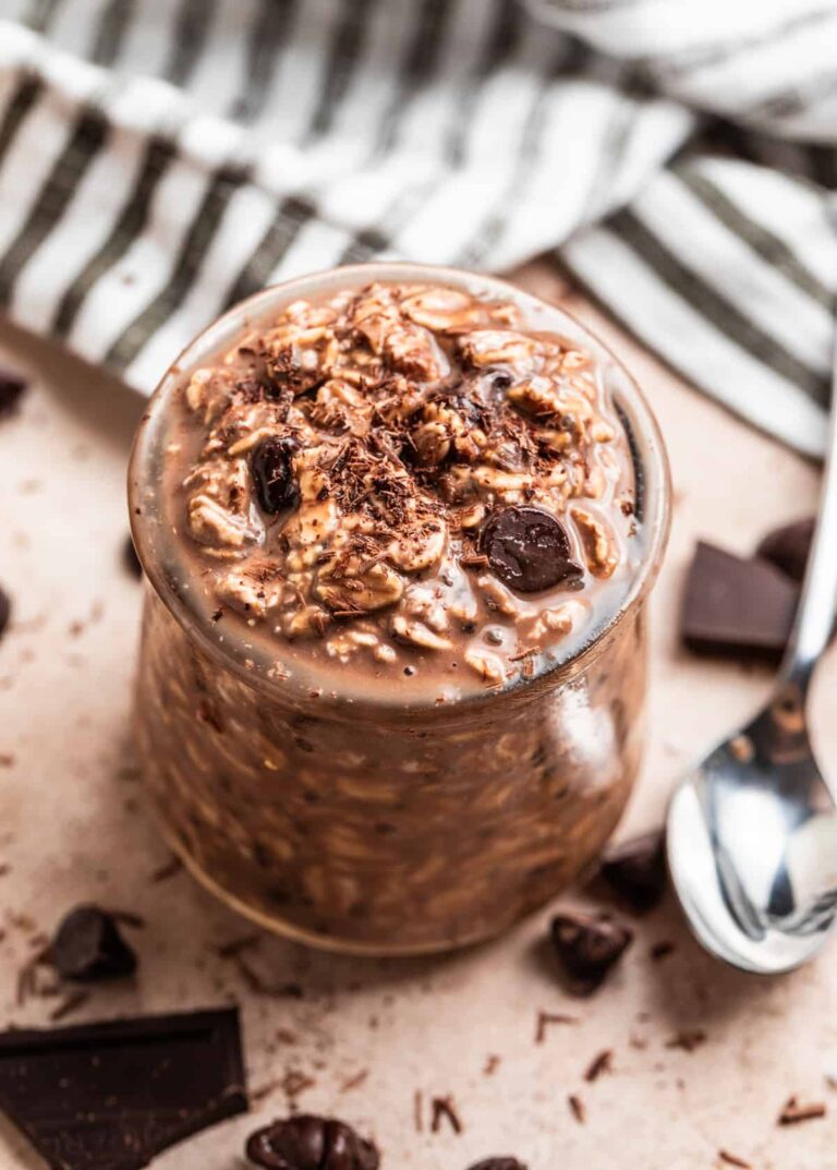 Chocolate Protein Overnight Oats