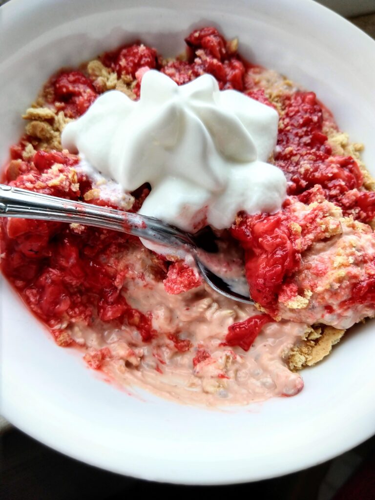 Strawberry Shortcake Overnight Oats