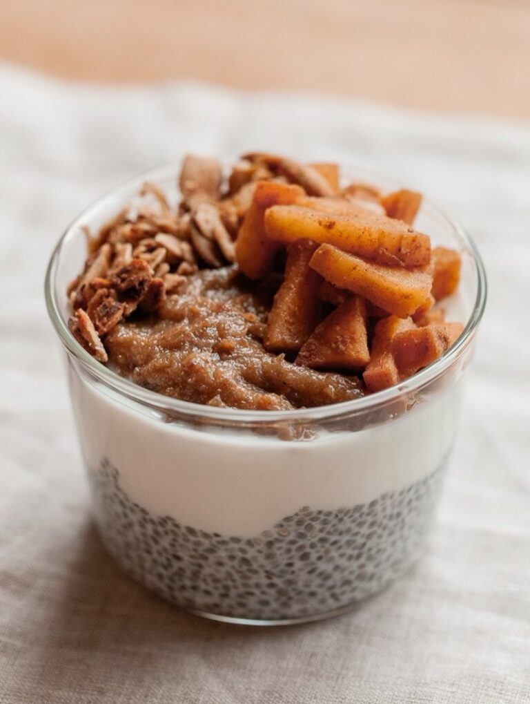 Delicious Apple Pie Chia Pudding