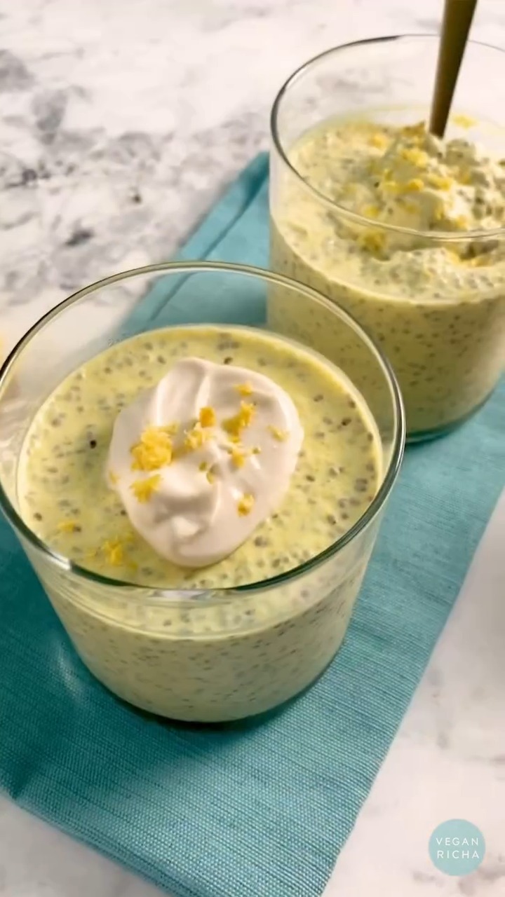 Lemon Curd Chia Pudding