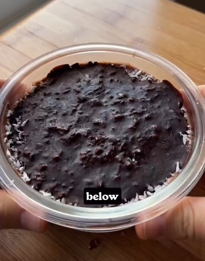 Chocolate Coconut Overnight Oats