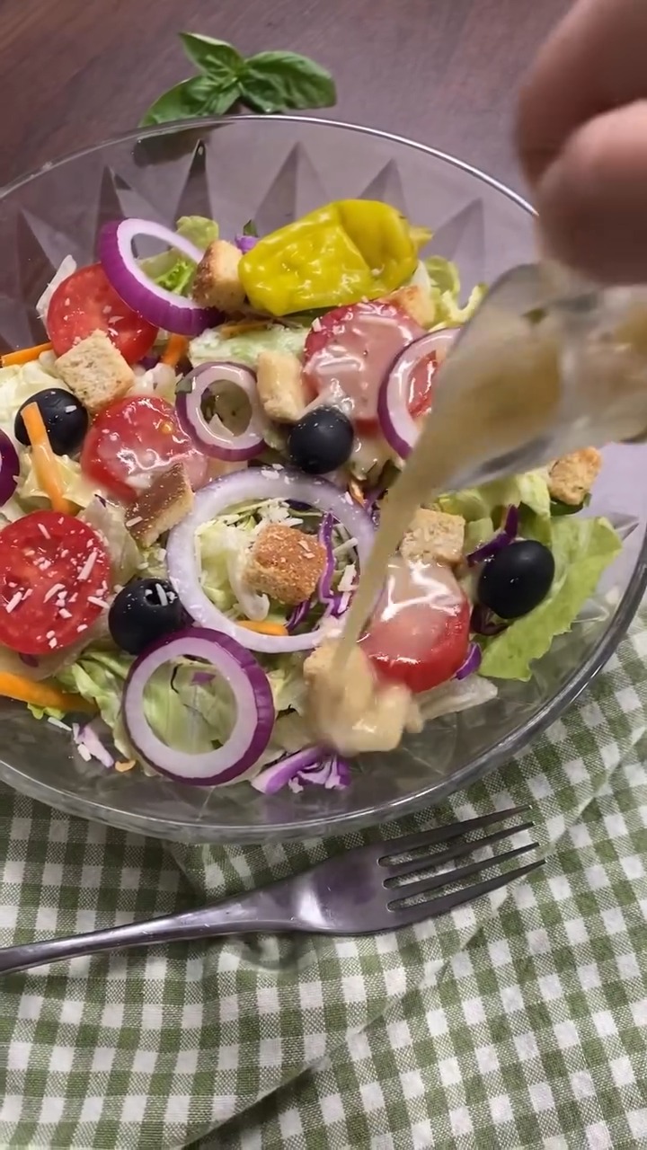 Olive Garden Salad Dressing Copycat