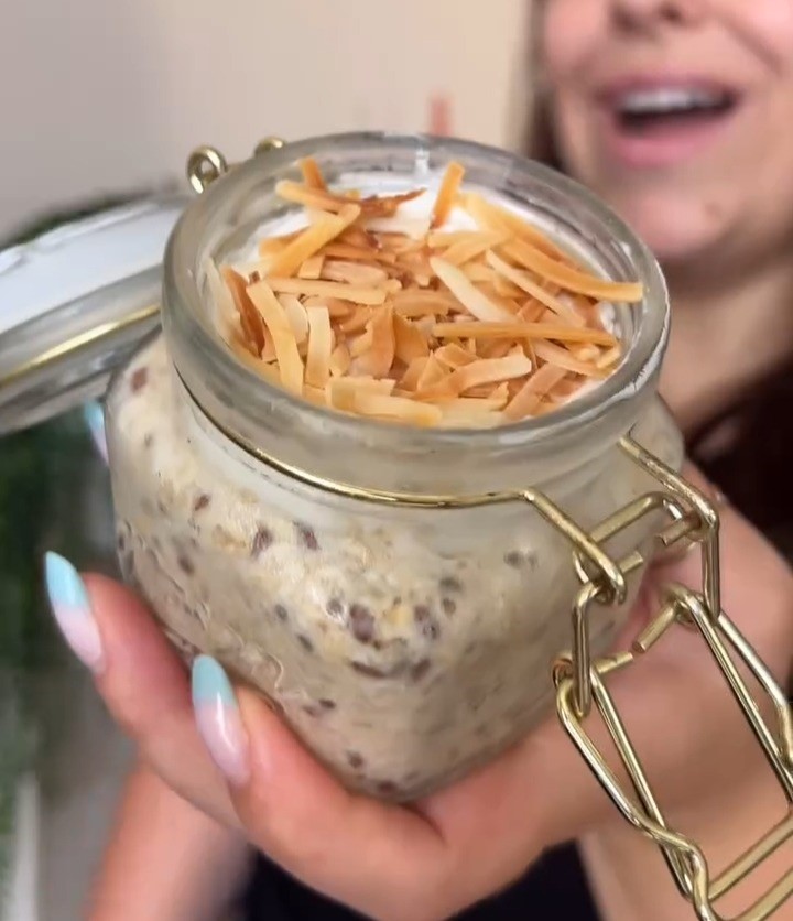 Coconut Cream Pie Overnight Oats